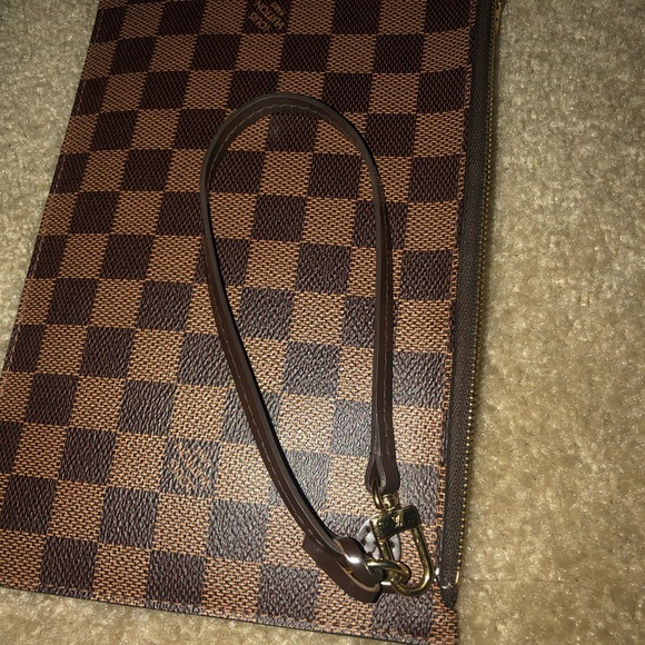 Authentic Louis Vuitton Wallet. - Picture 5 of 6